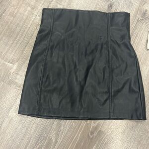 Zara vegan leather mini skirt